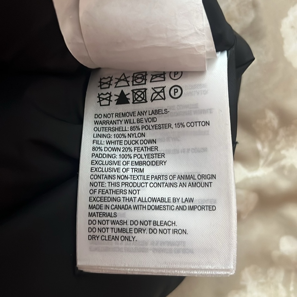 Canada Goose Black Puffer Vest Size XL - Picture 6 of 11